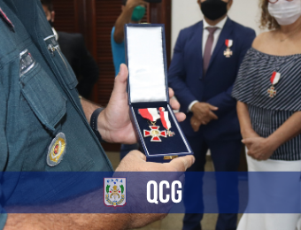 Comandante-geral concede medalhas a autoridades de órgãos parceiros da PM