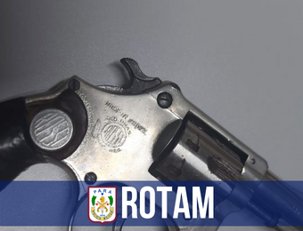 Batalhão de Rotam prende dupla e apreende arma de fogo em Belém